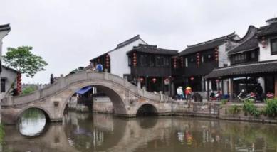 美丽的铅笔裙